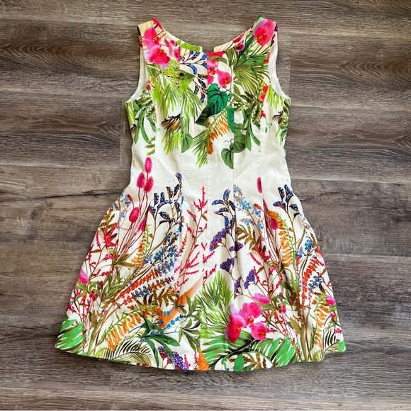 Zara White Cotton Tropical Floral Mini Panel Dress with Back Cutout - Picture 12 of 15
